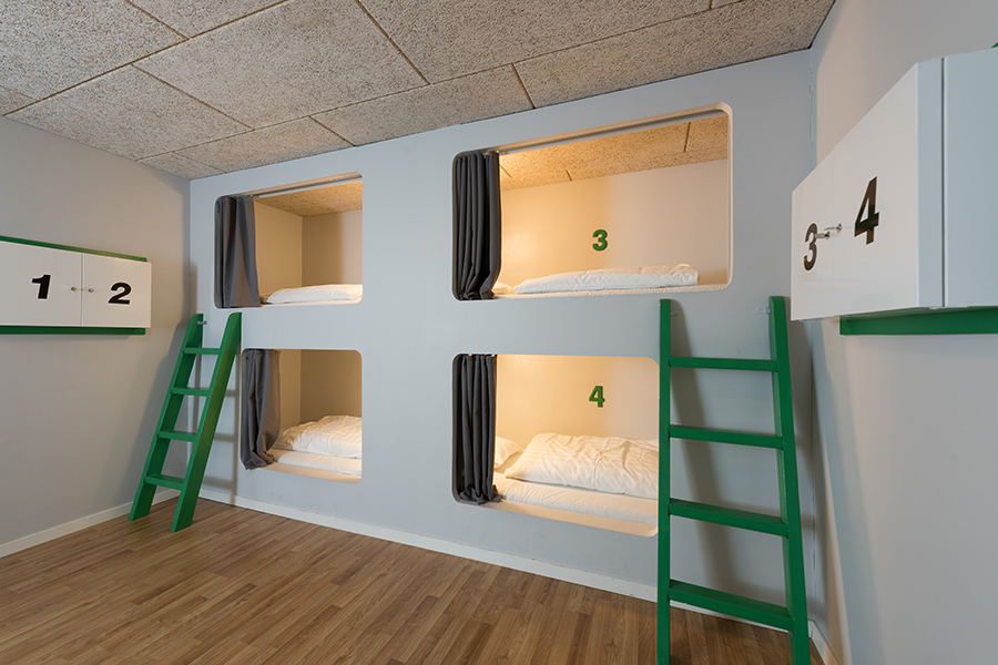 Boka eget rum med sovalkover på Winstrup Hostel i Lund